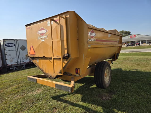 Image of Kuhn Knight 3142 equipment image 3