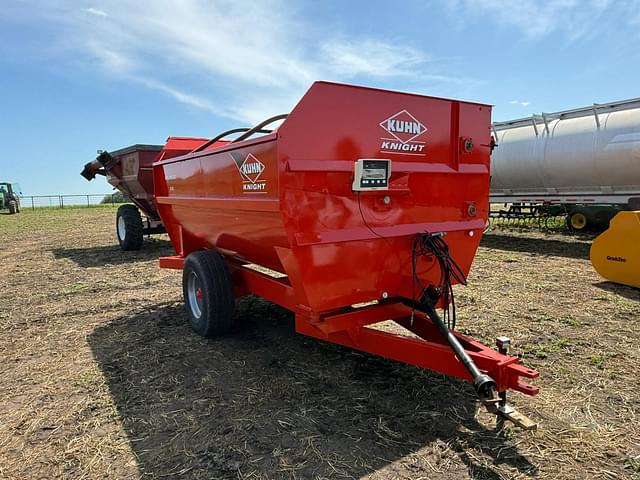 Image of Kuhn Knight 3142 equipment image 2