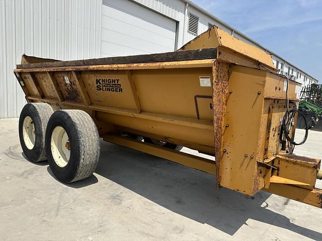 Image of Kuhn Knight 8018 equipment image 1