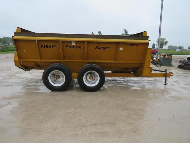 Image of Kuhn Knight 8024 equipment image 2