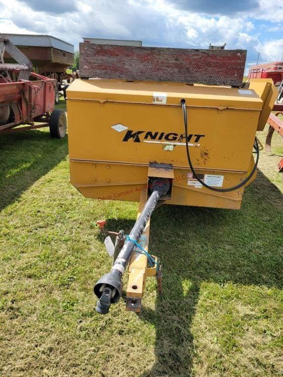 Image of Kuhn Knight 8110 equipment image 1