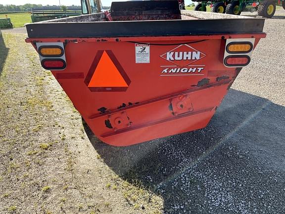 Image of Kuhn Knight 8114 equipment image 4