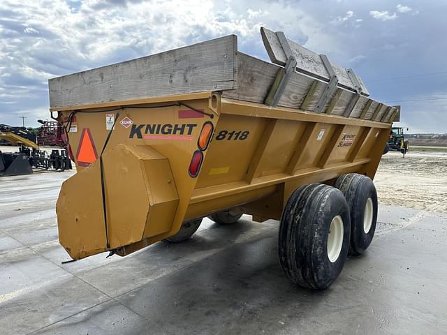 Image of Kuhn Knight 8118 equipment image 1