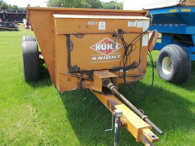 Image of Kuhn Knight 8118 equipment image 1