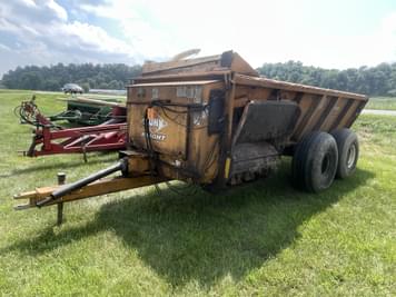 Main image Kuhn Knight 8118