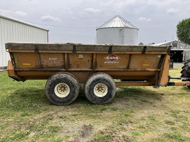 Image of Kuhn Knight 8118 equipment image 1