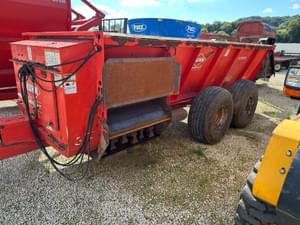 Kuhn Knight 8118 Image