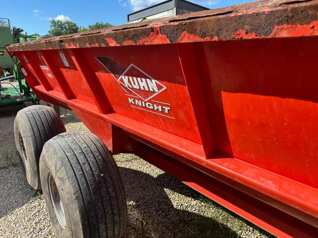 Image of Kuhn Knight 8118 equipment image 4