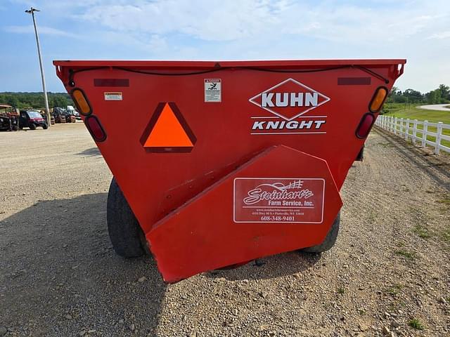 Image of Kuhn Knight 8124 equipment image 2