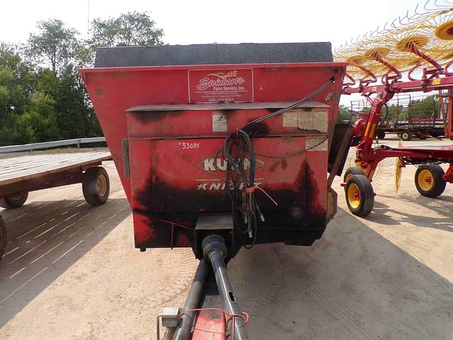 Image of Kuhn Knight 8124 equipment image 2