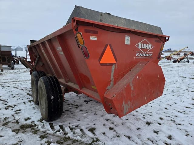 Image of Kuhn Knight 8124 equipment image 2