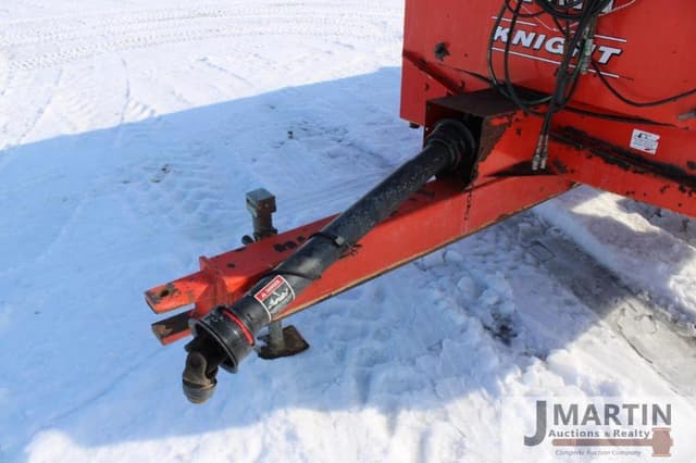 Image of Kuhn Knight 8124 equipment image 4