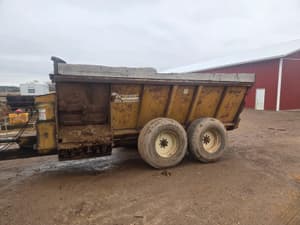 Kuhn Knight 8124 Image