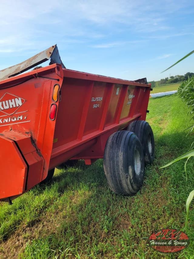 Image of Kuhn Knight 8124 equipment image 4
