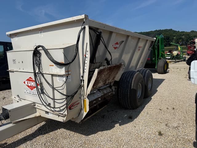 Image of Kuhn Knight 8132 equipment image 3