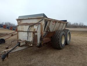 Kuhn Knight 8132 Image