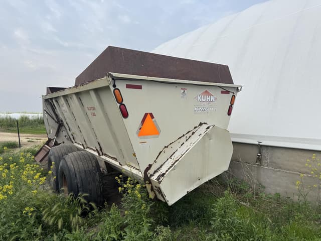 Image of Kuhn Knight 8132 equipment image 2