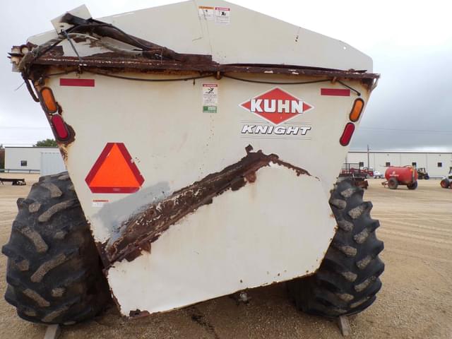 Image of Kuhn Knight 8132 equipment image 4