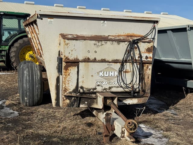 Image of Kuhn Knight 8132 equipment image 2