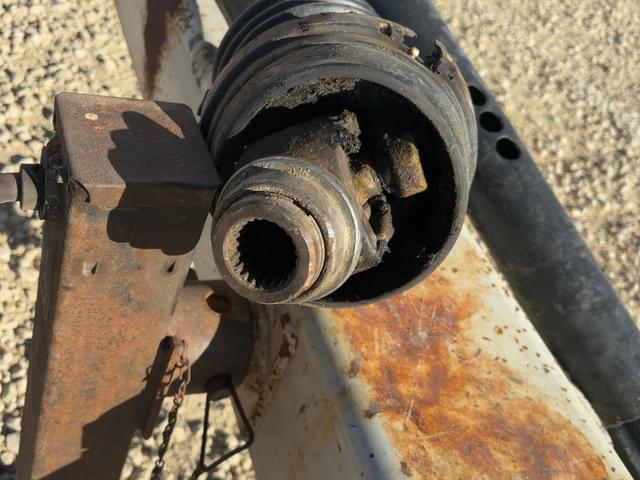 Image of Kuhn Knight 8132 equipment image 2