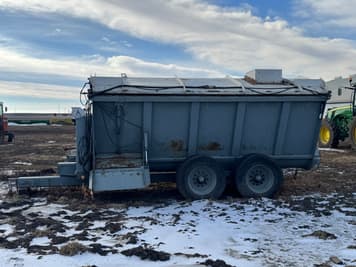 Main image Kuhn Knight 8132