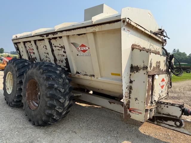 Image of Kuhn Knight 8132 equipment image 3