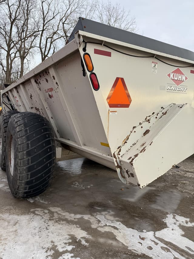 Image of Kuhn Knight 8141 equipment image 2