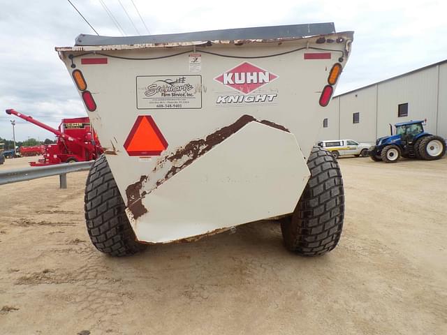 Image of Kuhn Knight 8141 equipment image 4