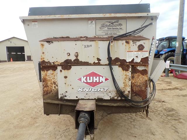Image of Kuhn Knight 8141 equipment image 2