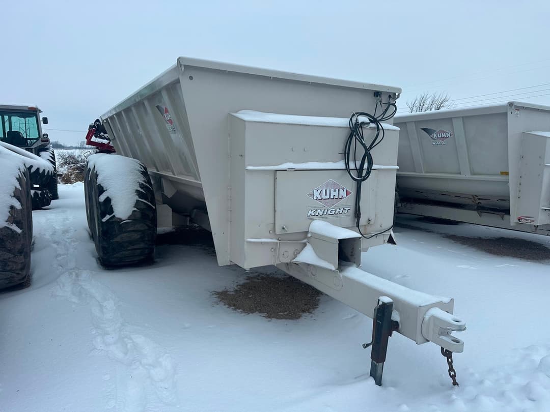 Image of Kuhn Knight 8141 Image 0