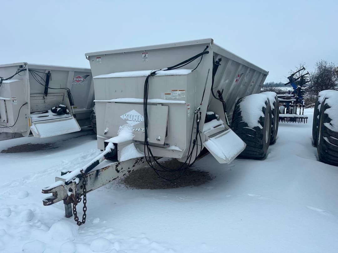 Image of Kuhn Knight 8141 Image 1