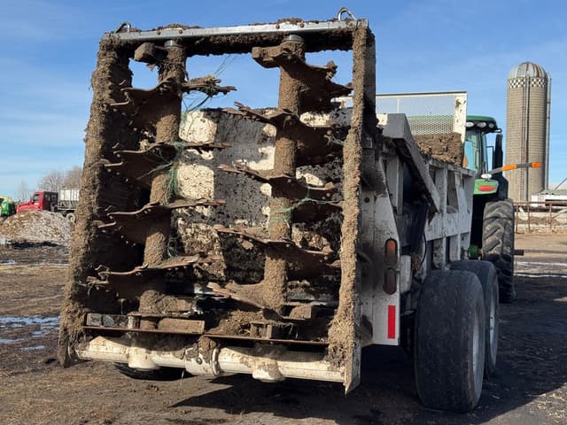 Image of Kuhn Knight 2054 equipment image 4