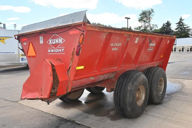Image of Kuhn Knight 8124 equipment image 4