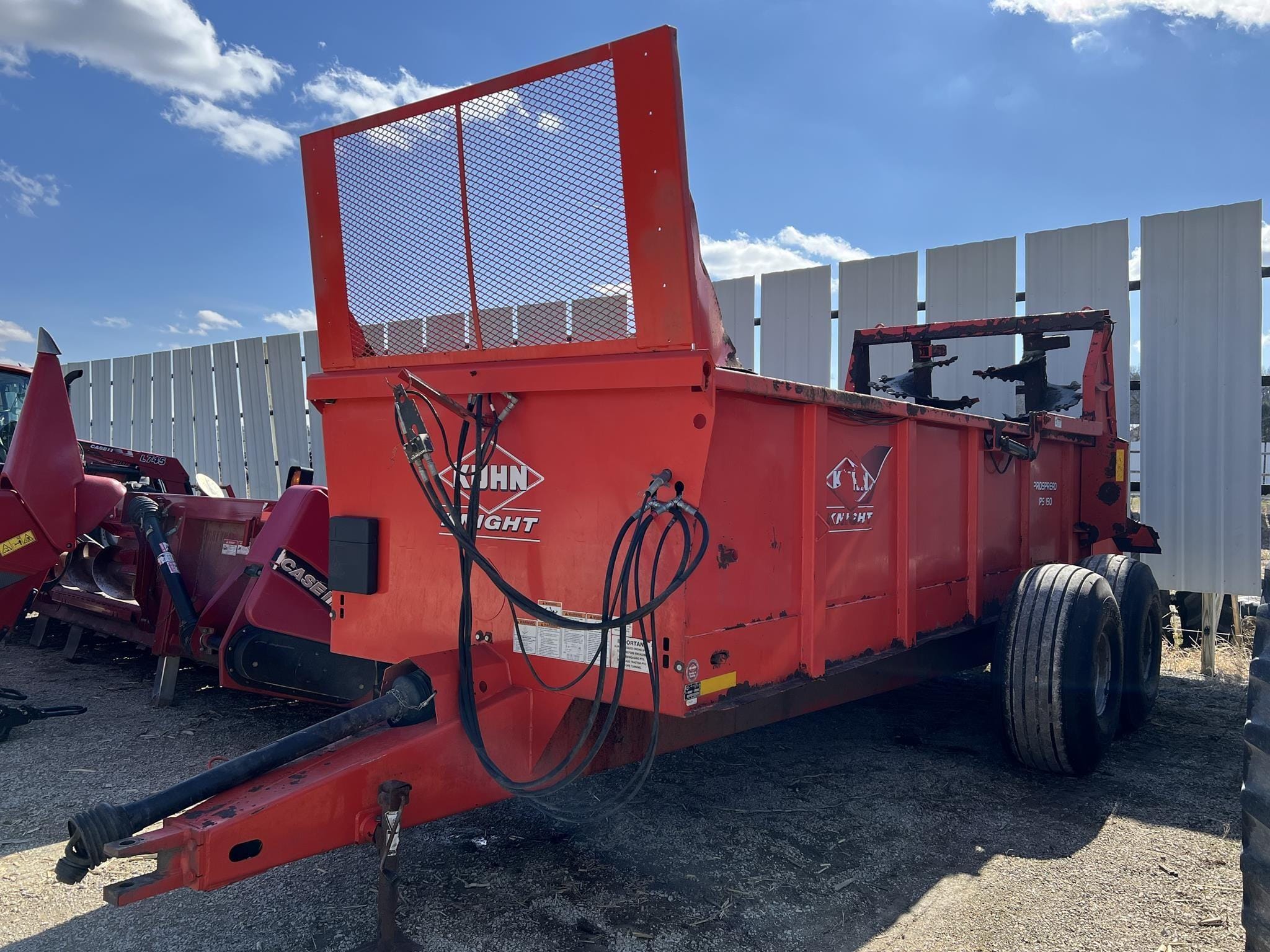Kuhn Knight PS150 Equipment Image0