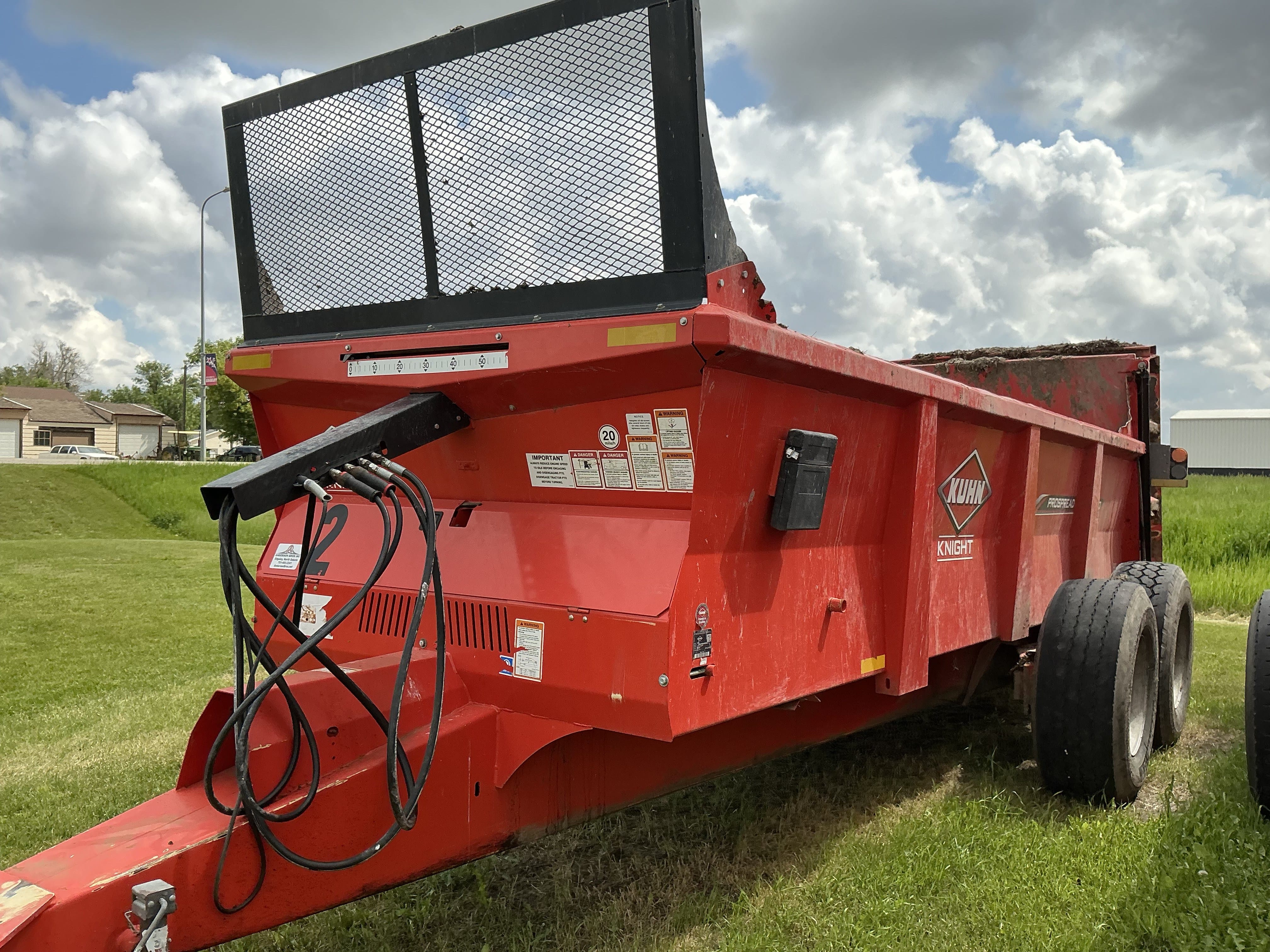 Kuhn Knight PS260 Equipment Image0