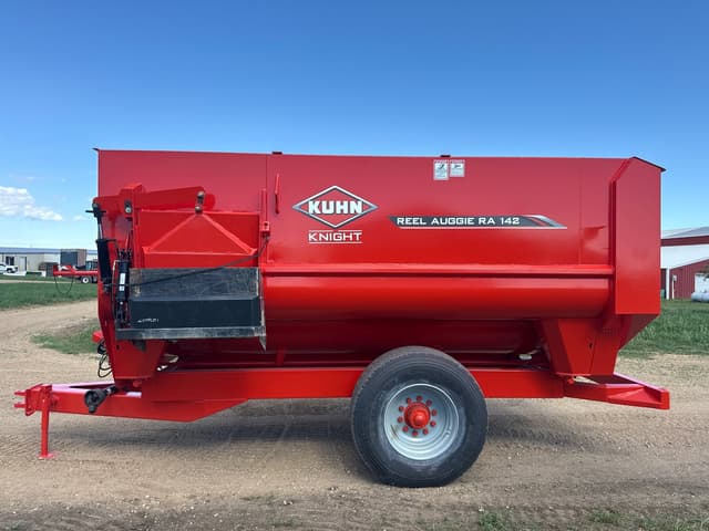 Image of Kuhn Knight RA142 equipment image 3