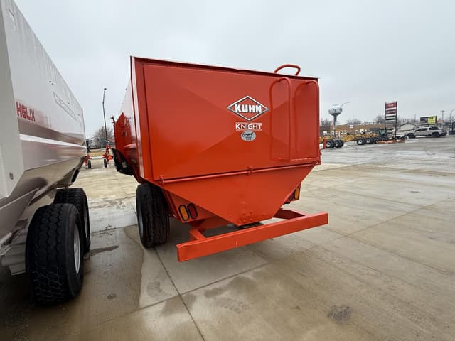 Image of Kuhn Knight RA142 equipment image 4