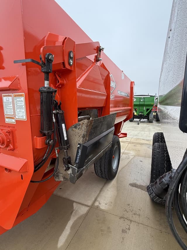Image of Kuhn Knight RA142 equipment image 2