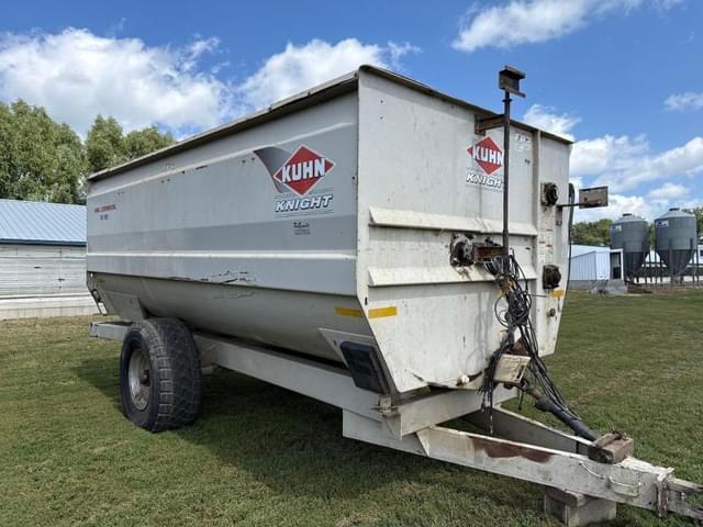 Image of Kuhn Knight RC160 equipment image 1