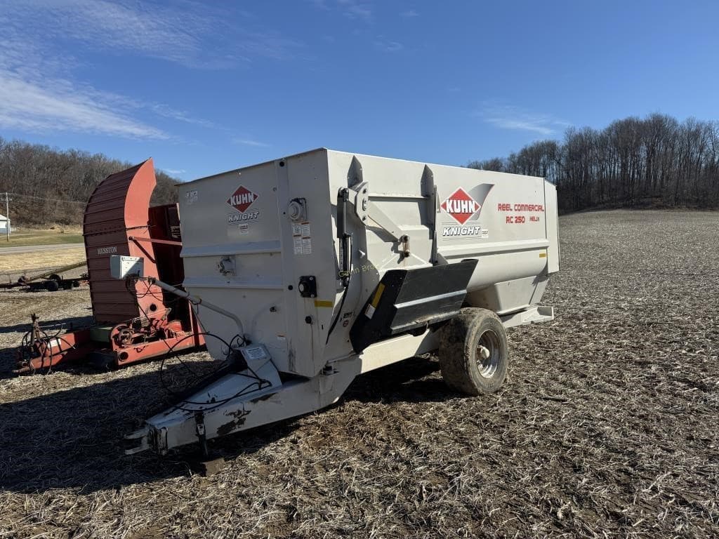 Image of Kuhn Knight RC250 Primary image