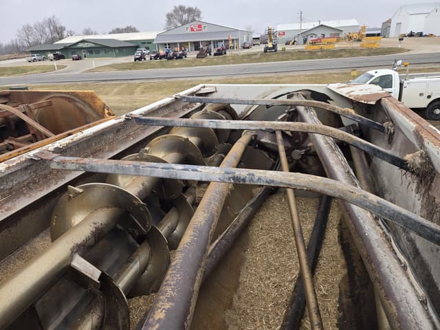 Image of Kuhn Knight RC250 equipment image 4