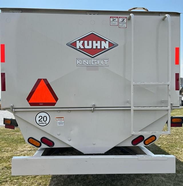 Image of Kuhn Knight RC270 equipment image 3