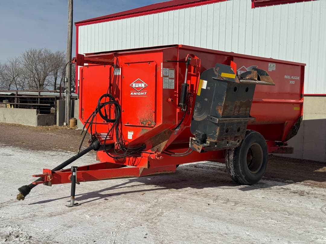 Image of Kuhn Knight 3130 Primary image