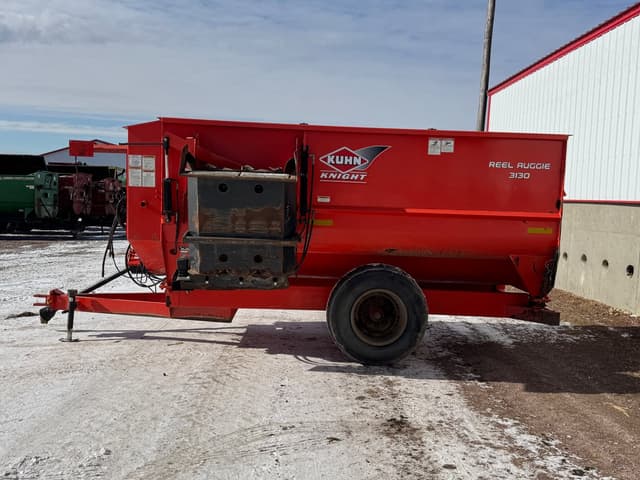 Image of Kuhn Knight 3130 equipment image 2