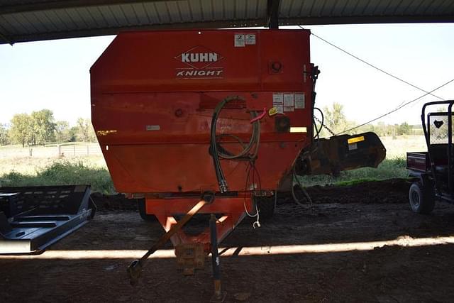 Image of Kuhn Knight 3142 equipment image 2