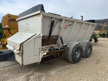 Main image Kuhn Knight SLC132