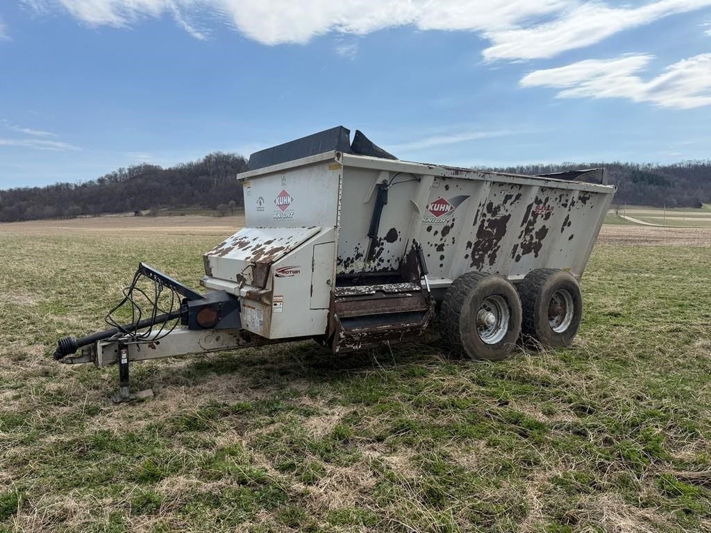 Kuhn Knight SLC132 Equipment Image0
