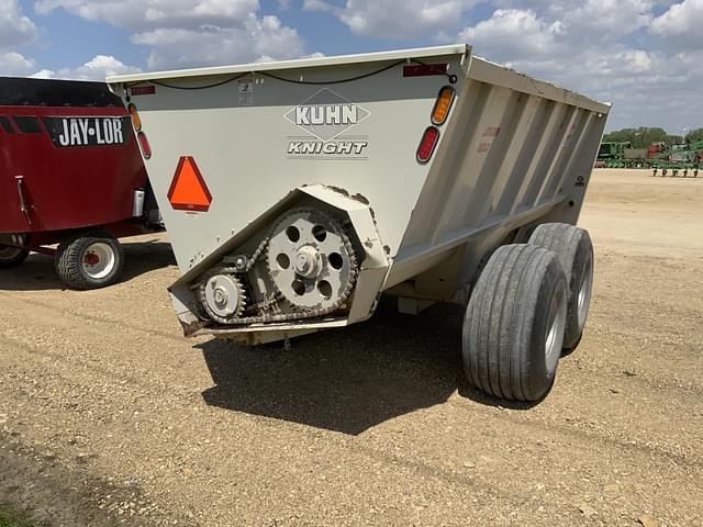 Image of Kuhn Knight 8132 equipment image 4