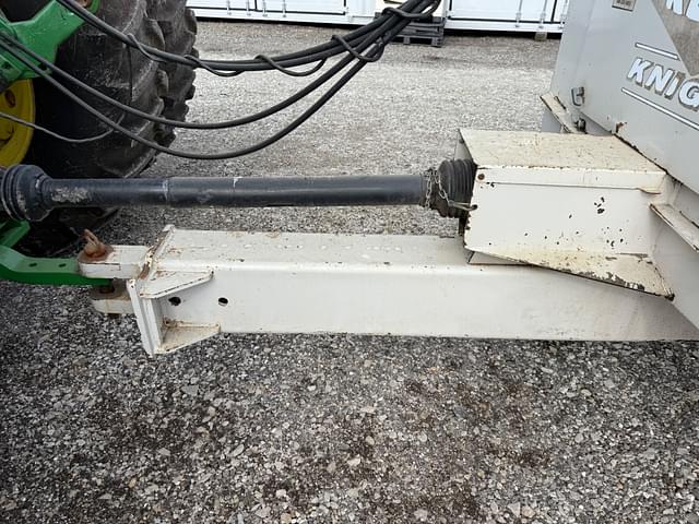 Image of Kuhn Knight 8141 equipment image 1