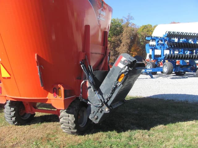 Image of Kuhn Knight VS143 equipment image 3